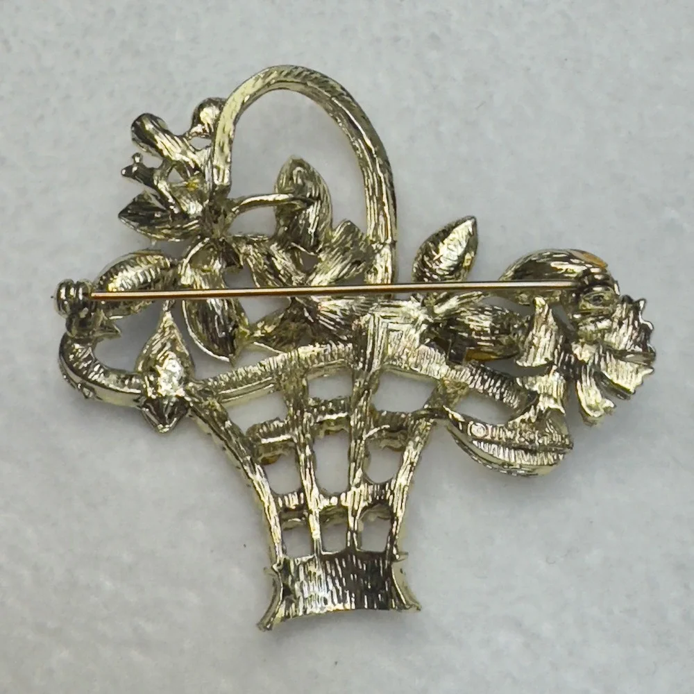 Vintage Gold Tone Rhinestone Flower‎ Basket Brooch Multicolor Floral Pin